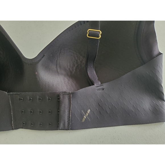 Knix Size 5 Wingwoman Black Wire Free Support Lightly Padded Molded Cup Bra - Picture 9 of 10